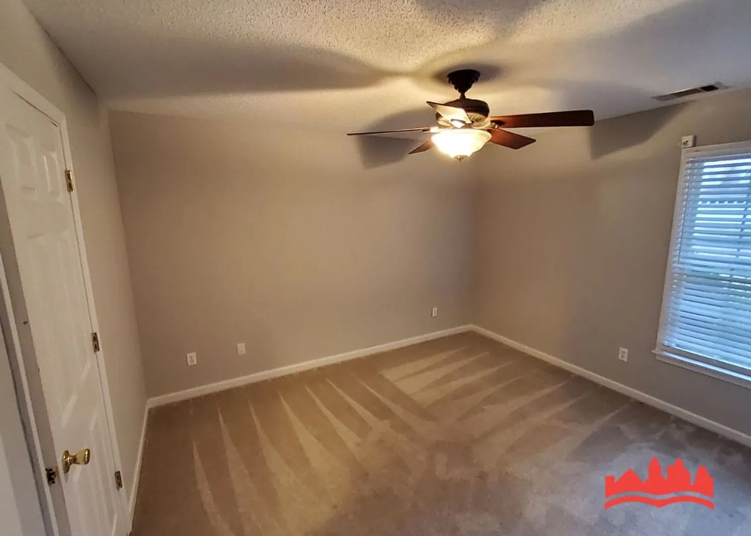 Welcome to 3029 Milky Way Dr! — Photo 2