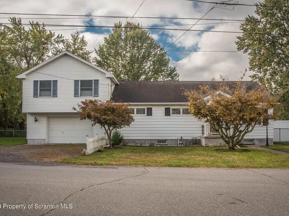 471 W Mary St, Old Forge, PA 18518