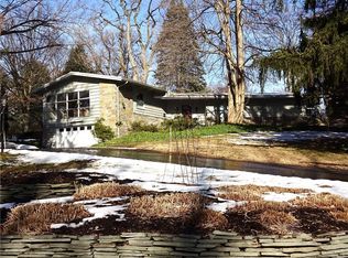 12 Country Club Dr, Rochester, NY 14618