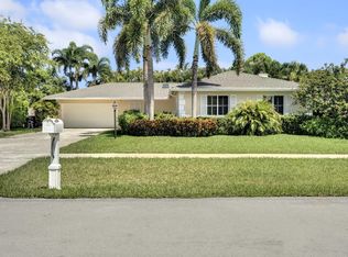 11619 Laurel Valley Cir, Wellington, FL 33414