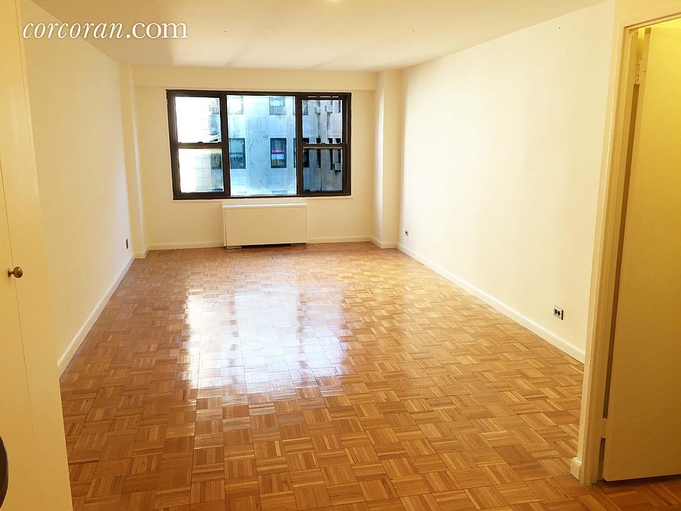1st image of 85 Livingston St #15A