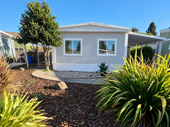 100 Oakwood Dr, Petaluma, CA 94954