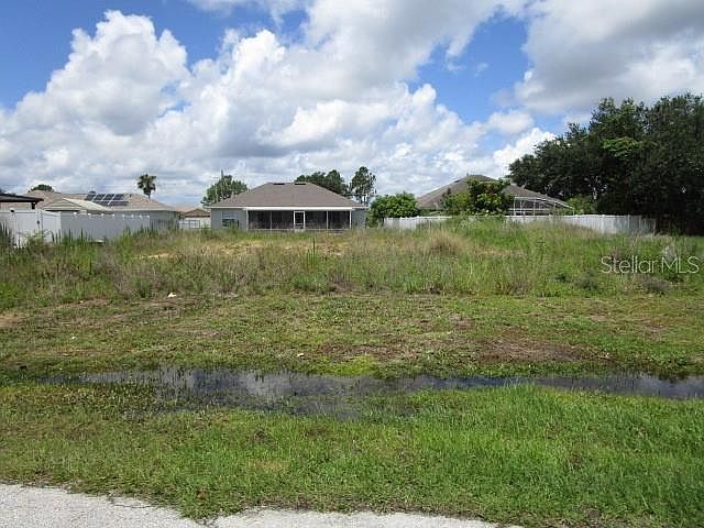 1st image of 704 Versailles Ln #9