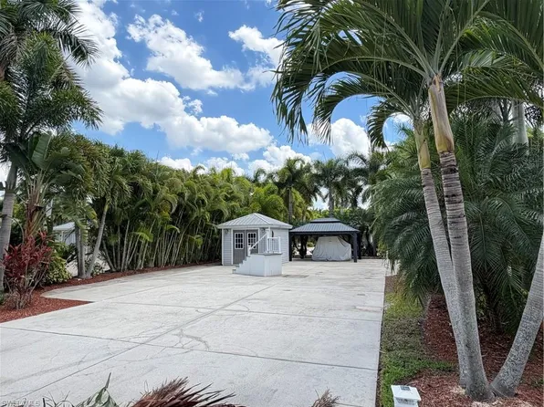 10062 Ramblewood CT, FORT MYERS, FL 33905