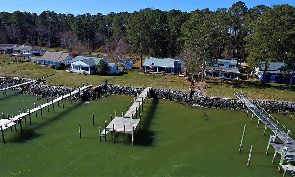 2nd image of 2628 Skipjack Rd