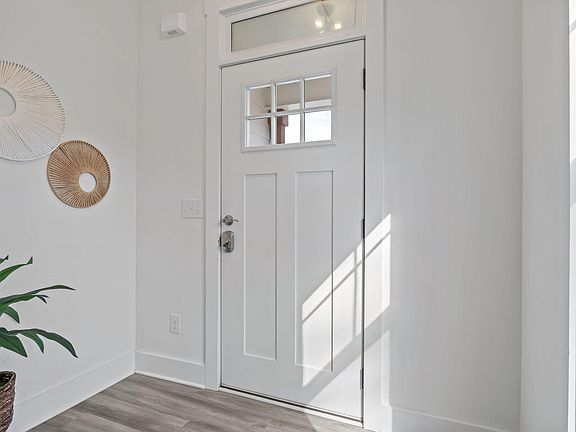 3rd image of 1258 Camden Ave