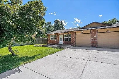 2 bed, 1.0 bath, 1187 sqft, $2,650 — Photo 3