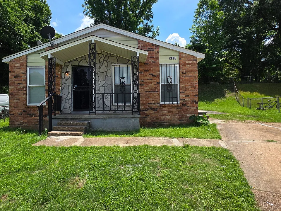 3484 Aaron Rd