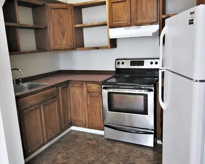 1513 Bolton St. — Photo 33