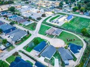 4255 Primrose Ln, Paris, TX 75462