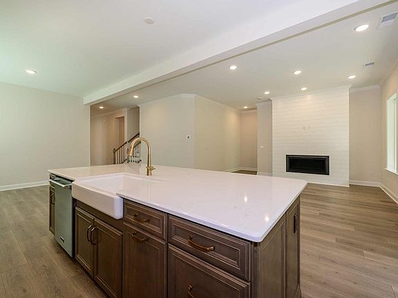 The Luster - Kitchen