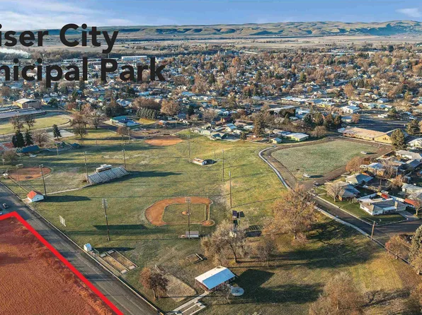 E 4th St, Weiser, ID 83672