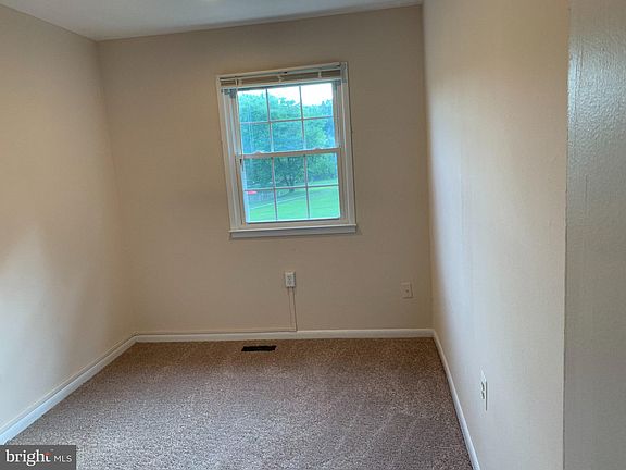 3rd image of 14735 Endsley Turn