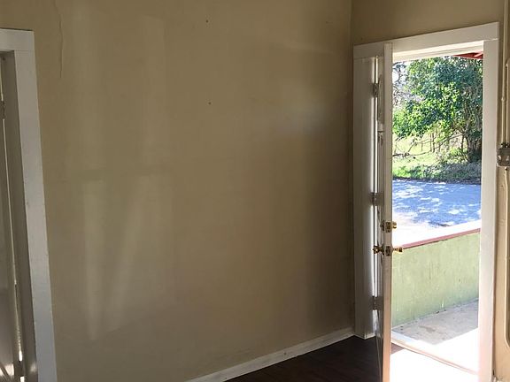 5th image of 312 W Shelby St