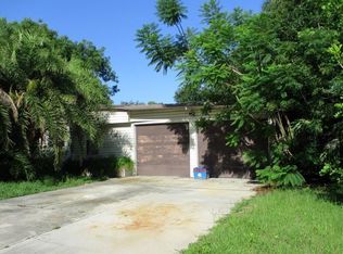 301 Jessica St, Nokomis, FL 34275