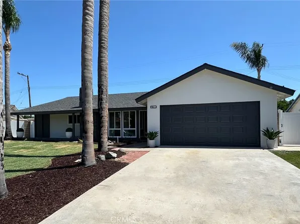 230 E Brentwood Ave, Orange, CA 92865