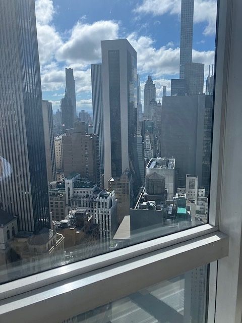1st image of 146 W 57th St APT 47C