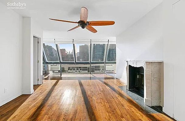 1st image of 130 Barrow St Penthouse 50