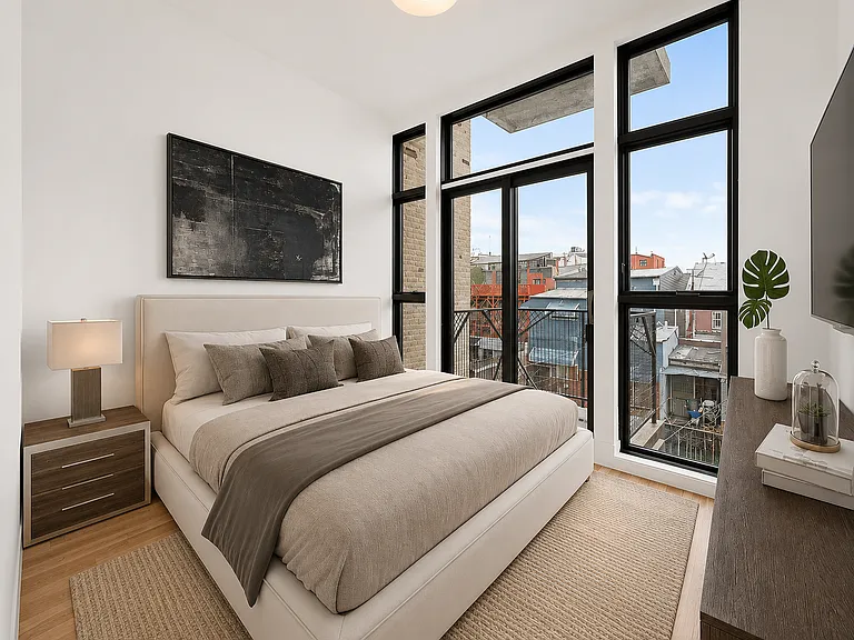 30 Belvidere St #3B — Photo 3