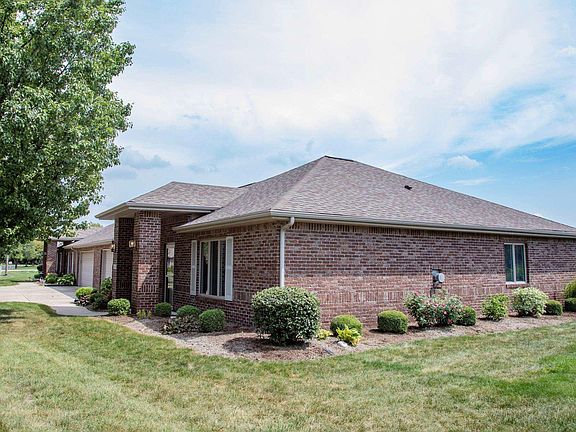 3rd image of 1525 S Patriot Dr #1525