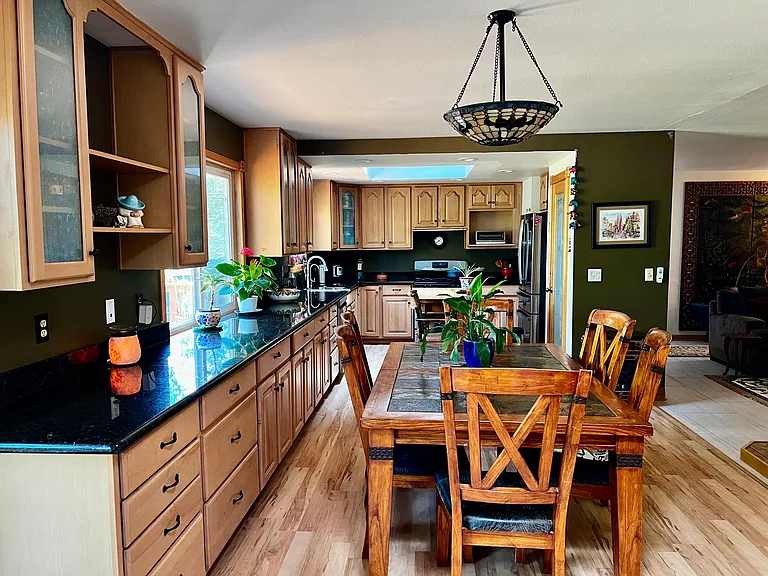16950 Scott Way — Photo 3