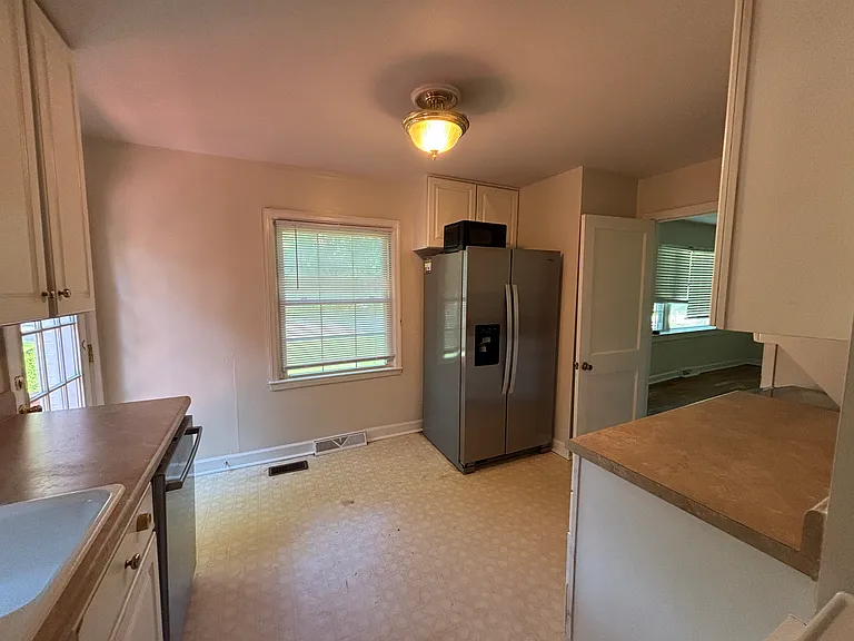 229 Urban Dr — Photo 8