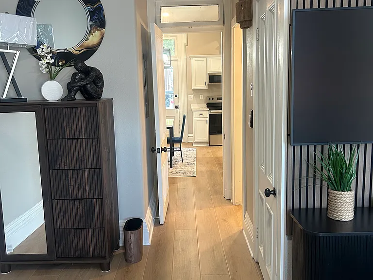 1222-1240 Locust St #101 — Photo 18