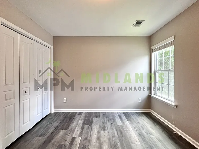 464 Edenhall Dr — Photo 42