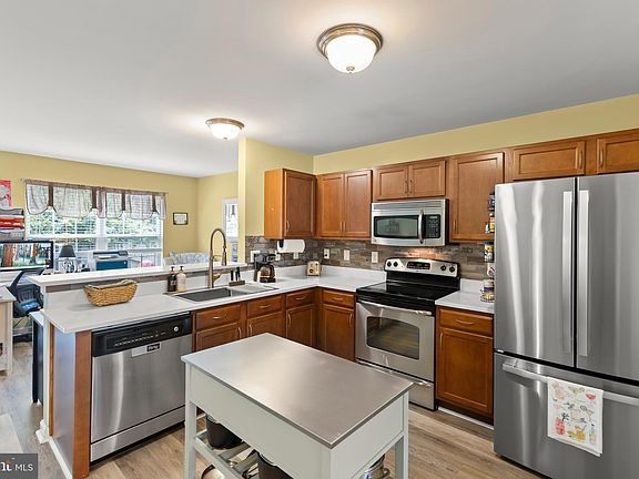 2nd image of 5244 Mulberry Run Ct