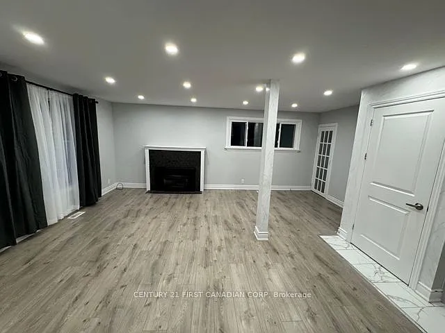 3 bed, $2,100 — Photo 3