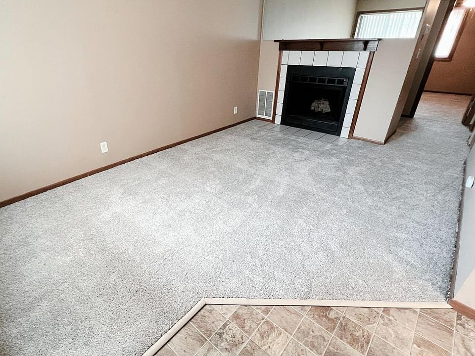 1st image of 1814 Knox St #16