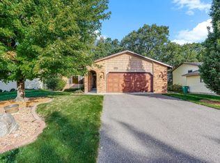 7454 Upper 24th St N, Oakdale, MN 55128 | Zillow