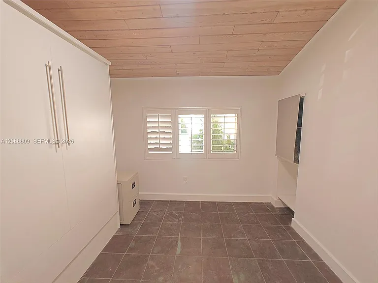 710 Allendale Rd — Photo 57