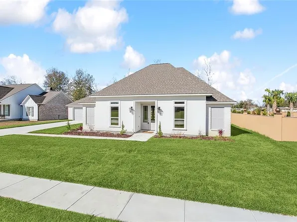 118 River Place Dr, Hahnville, LA 70057