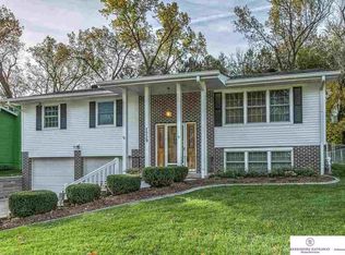 7229 Washington St, Ralston, NE 68127