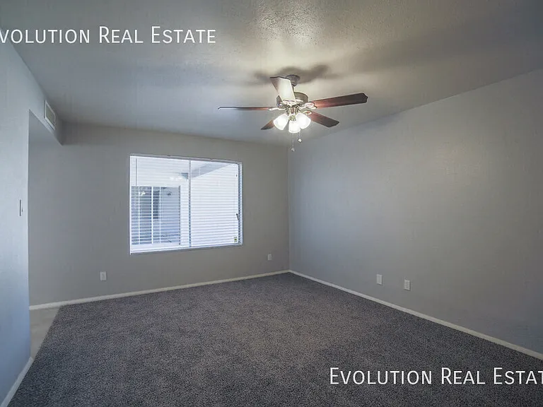 2110 S Shannon Dr — Photo 17