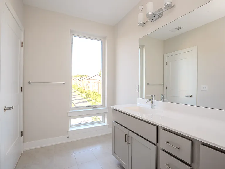 112 Village Dr #112 — Photo 30
