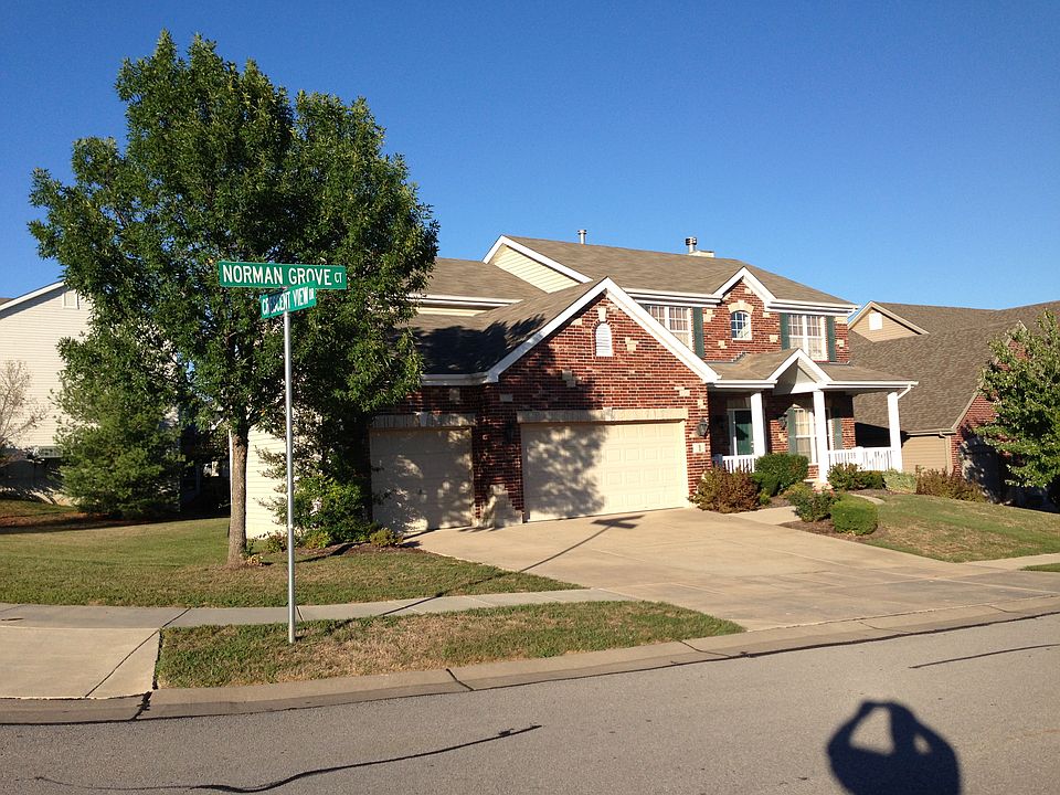 2nd image of 1 Norman Grove Ct