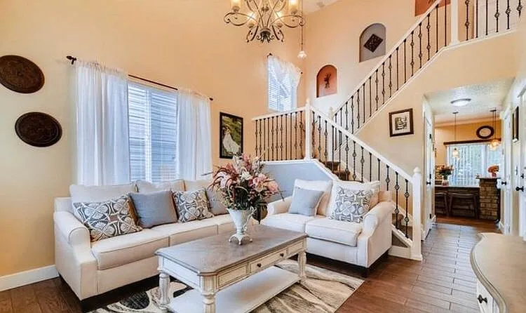 3802 Gardenwall Ct — Photo 2