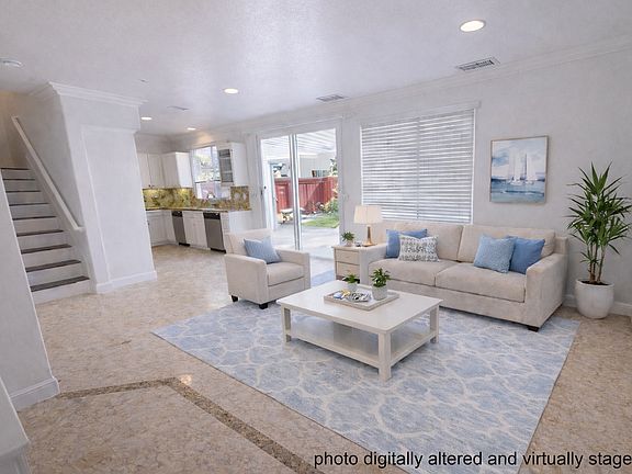 2nd image of 1014 Vaquero Dr #1