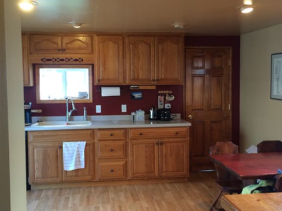 2nd image of 217 Fisher St
