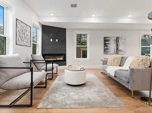 37 Harvard St Unit 2, Somerville, MA 02143