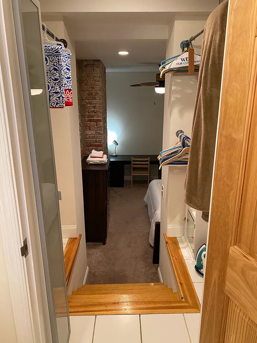 Building Photo - 1828 Swann St NW #2