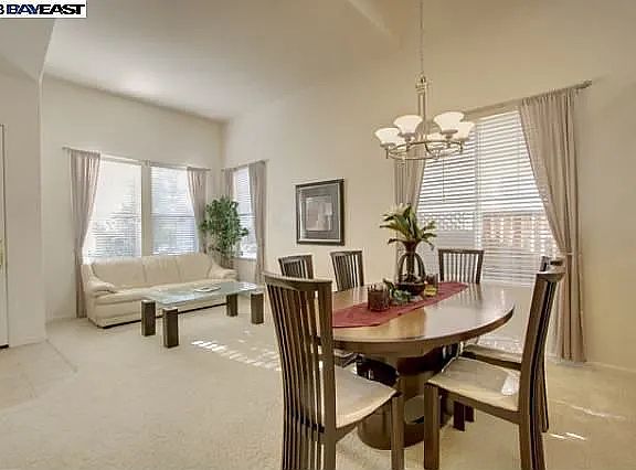4th image of 5838 Shadow Hill Dr