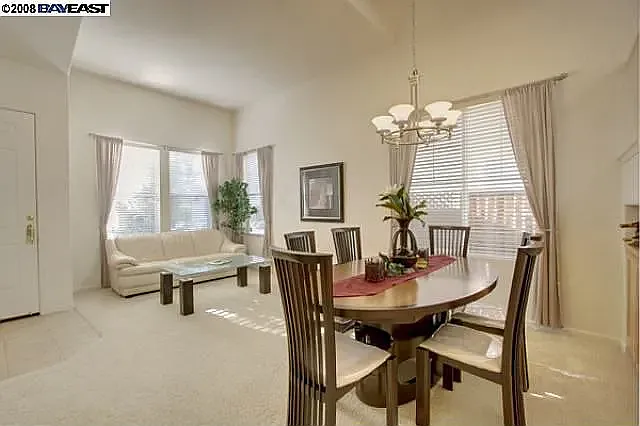 5838 Shadow Hill Dr — Photo 4
