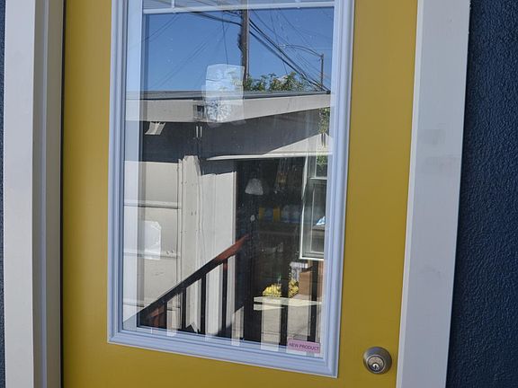 5th image of 3065 Hoover St #A