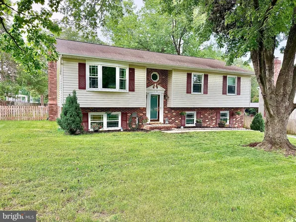 2175 Sebastian Rd, Fredericksburg, VA 22405