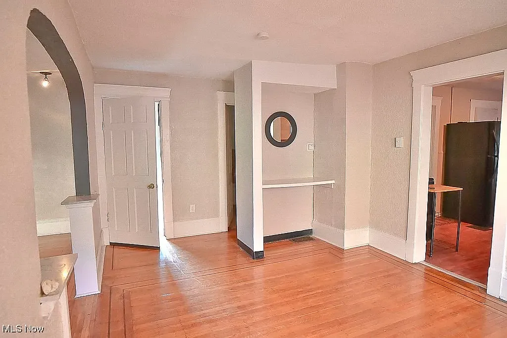 Building Photo - 10523 Olivet Ave #1