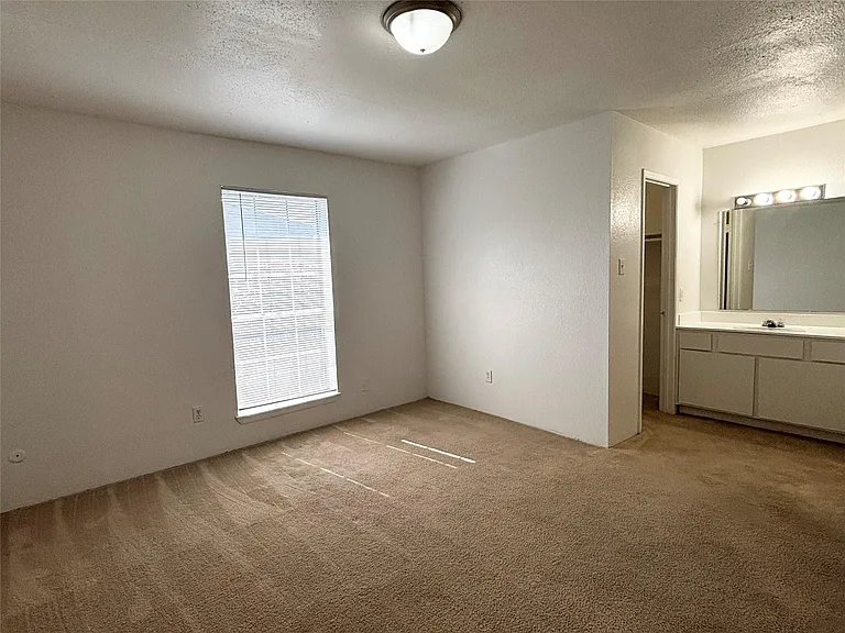 9201 Clarewood Dr #129 — Photo 13