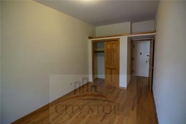 Rented by City Stop Realty | media 23